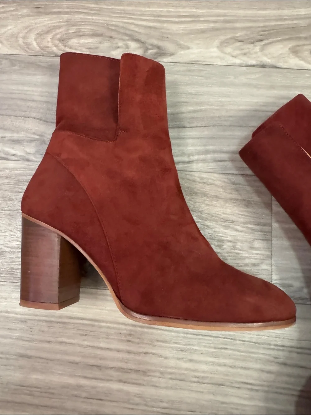 Free People Breakers Suede Blocked Heel Ankle Booties Size 7.5